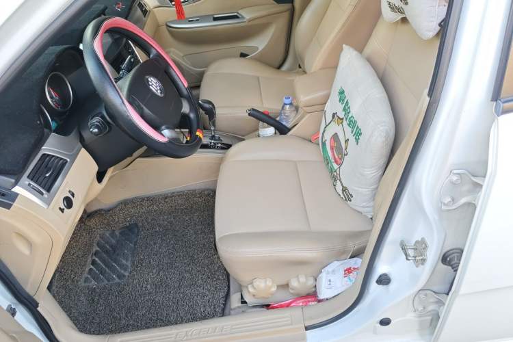 Used Buick Excelle 2013 1.5L Automatic Classic Model
