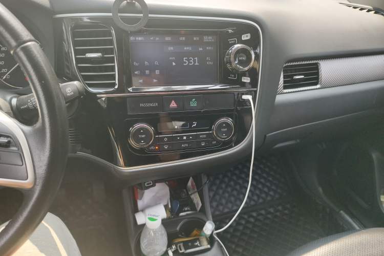 Used Mitsubishi Outlander 2014 2.4L 4x4 Deluxe Value Edition 5 Seats