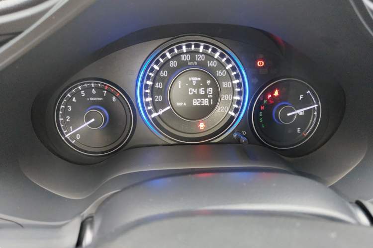 Used Honda Crider 2017 1.8L CVT Comfort Special Edition Odometer Close Up