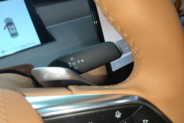 Used BYD Han L 2025 EV Four-Wheel Drive LiDAR Flagship Model
