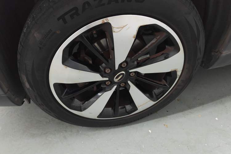 Used GAC Trumpchi GS4 2018 235T Automatic Two-Wheel-Drive Supreme Edition Exterior 3