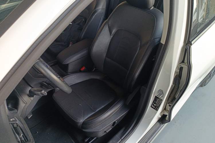 Used Ford Focus Active 2020 EcoBoost 180 Automatic Titanium Edition Left Front Seat