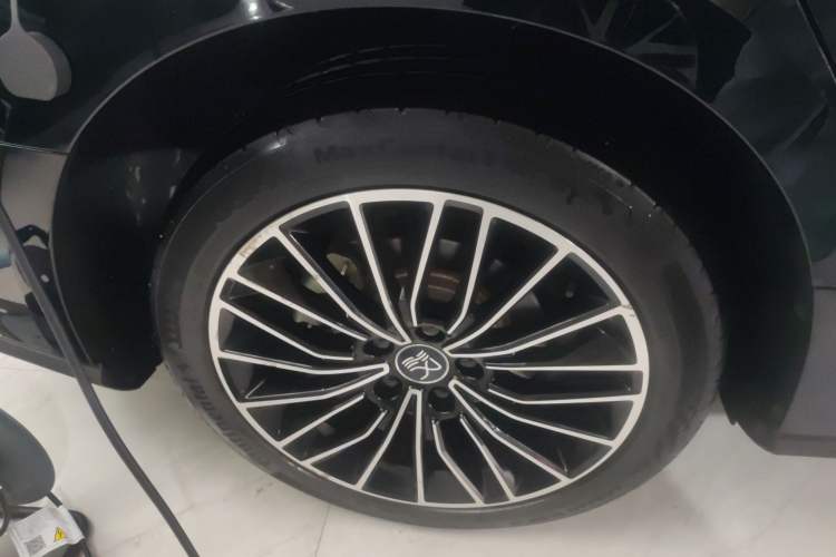 Used BYD Han 2020 EV Long-Range Luxury Model
