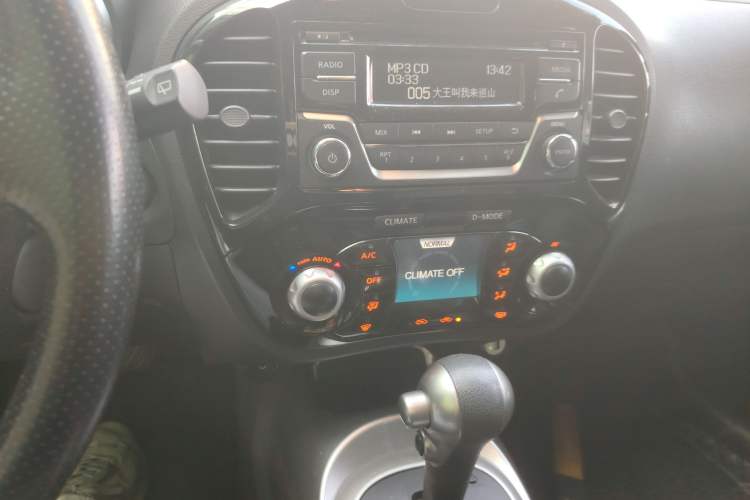 Used Infiniti ESQ 2014 1.6L Spontaneous Edition