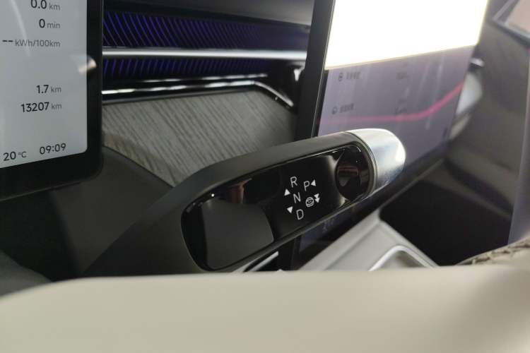 Used XPeng G6 2025 625 Long-Range Max Flagship Edition
