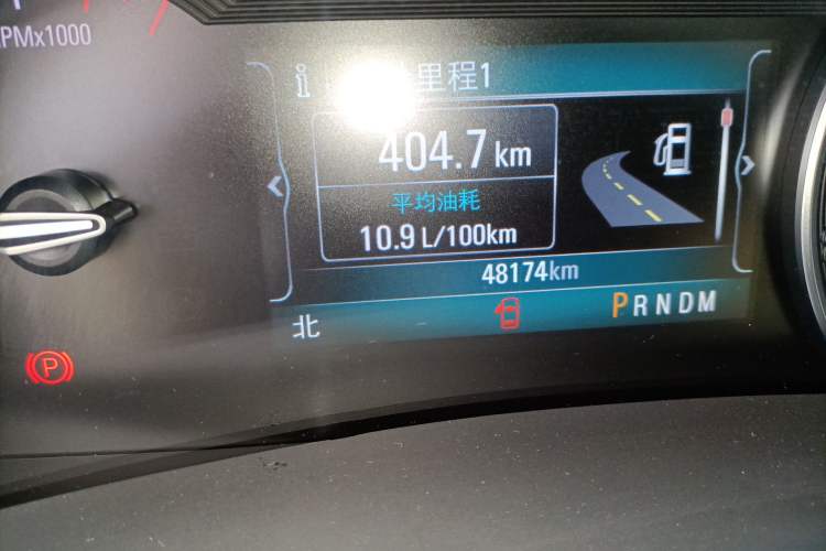 Used Buick GL8 2017 ES 28T Comfort Model China V Standard Odometer Close Up