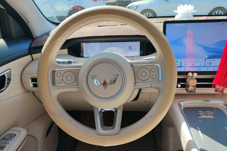 Used Wuling Bingo 2025 333 km Lingxi Deluxe Edition
