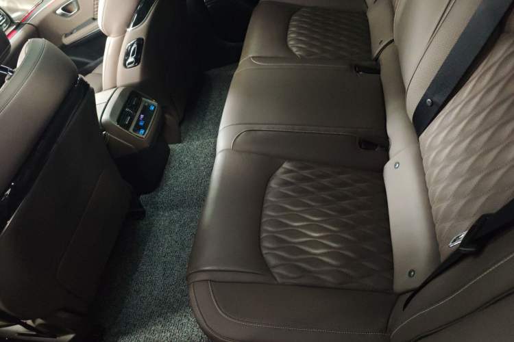 Used BYD Han 2023 DM-i Champion Edition 121KM Prestige Model