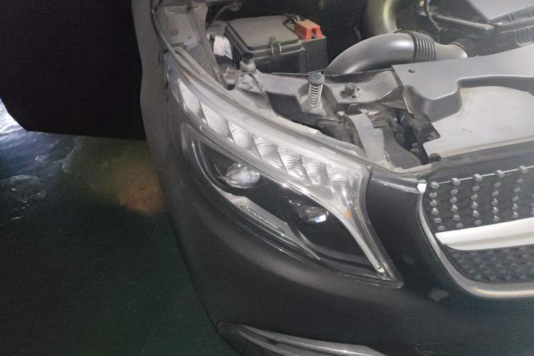 Used Mercedes-Benz V-Class 2021 V 260 L Long-wheelbase Luxury Edition