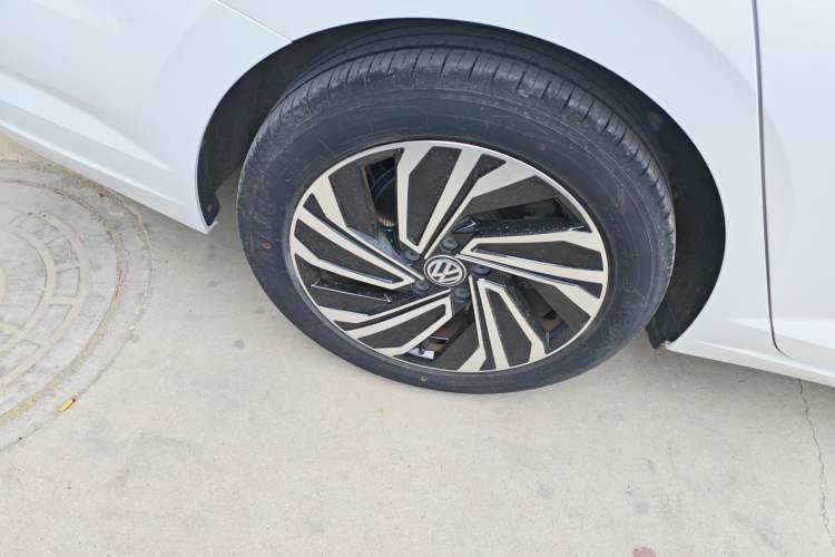 Used Volkswagen Sagitar 2019 280TSI DSG Luxury Model China V Emission Standard Exterior 5