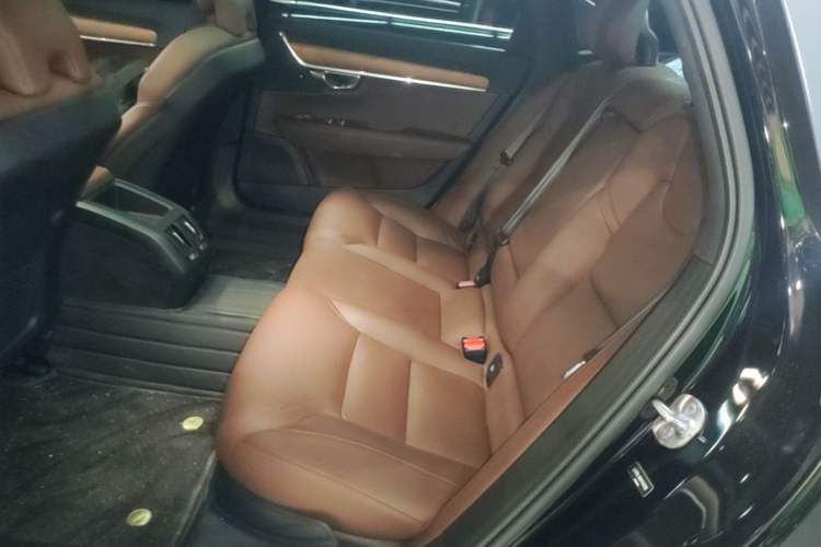 Used Volvo S90 2024 B5 Zhiyi Luxury Edition Left Rear Seat