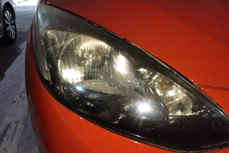 Used Mazda 2 2012 Hatchback Xuan Dong 1.3L Automatic Standard Edition