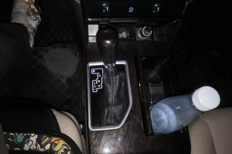 Used Toyota Camry 2016 2.0G 10th Anniversary Leading Edition