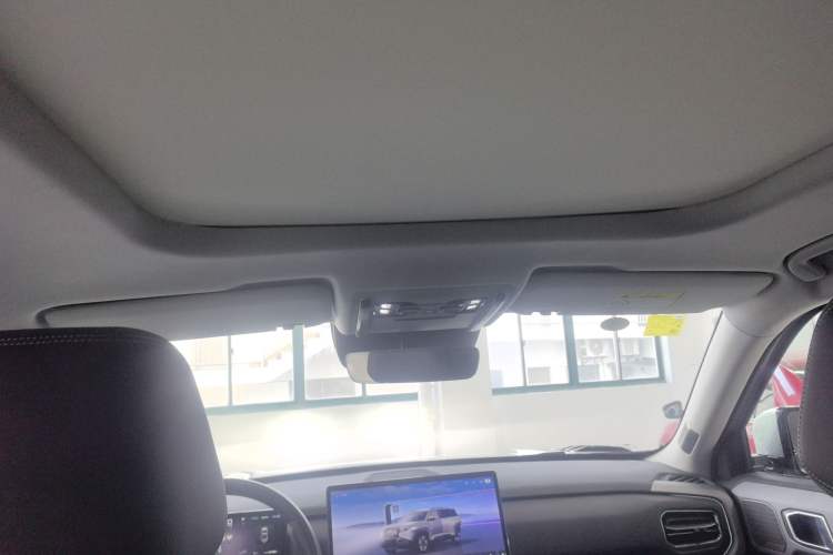 Used Formula Leopard Titanium 3 2025 501KM All-Wheel Drive Intelligent Driving Ultra Version Headliner