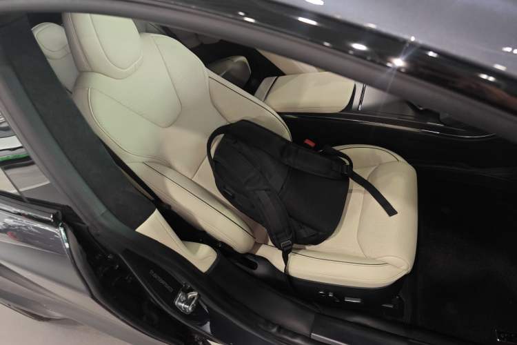 Used Tesla Model S 2023 Three-Motor All-Wheel-Drive Plaid Version
