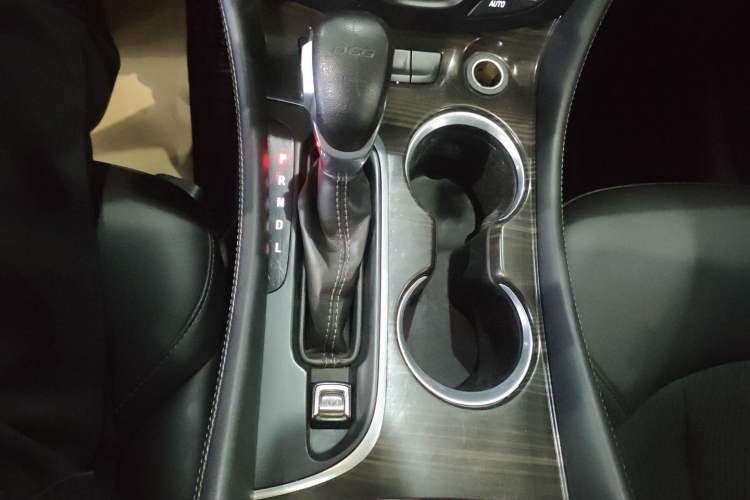 Used Buick Envision 2019 20T Two-Wheel Drive Leading Version China V Standard
