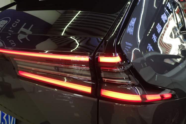 Used GAC Trumpchi GS4 2024 MAX 1.5T Flagship Edition Right Rear Taillight