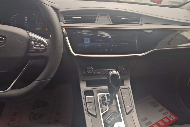 Used Geely Auto Emgrand GL 2021 UP 1.4T CVT Leading Edition
