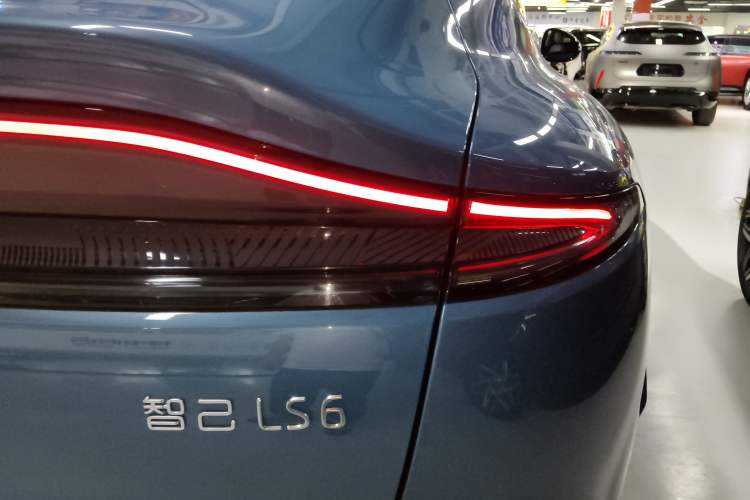 Used IM LS6 2025 Lingxi Intelligent Driving Edition Exterior 3