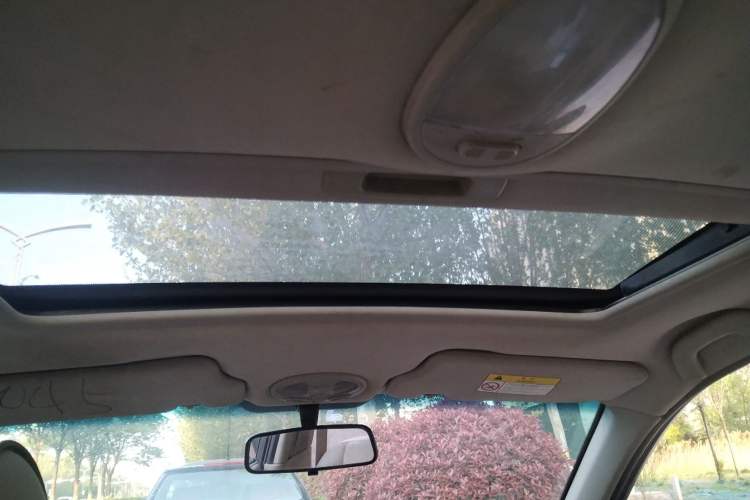 Used Buick Excelle 2015 1.5L Manual Classic Trim Headliner