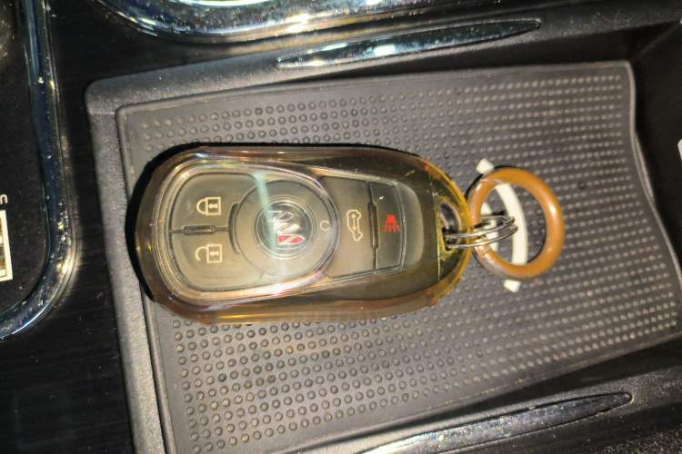 Used Buick GL8 2023 Land Executive Class 652T Luxury Model