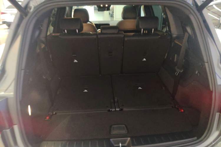 Used Mercedes-Benz GLB AMG 2021 AMG GLB 35 4MATIC Trunk