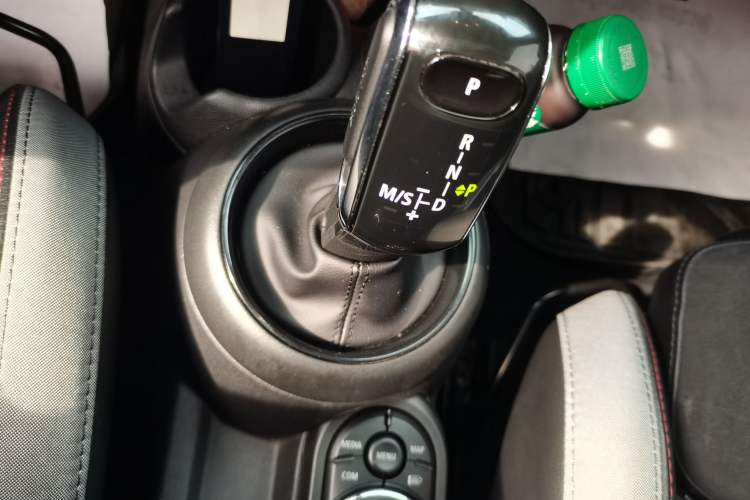 Used MINI 2022 2.0T COOPER S Black Badge Special Edition
