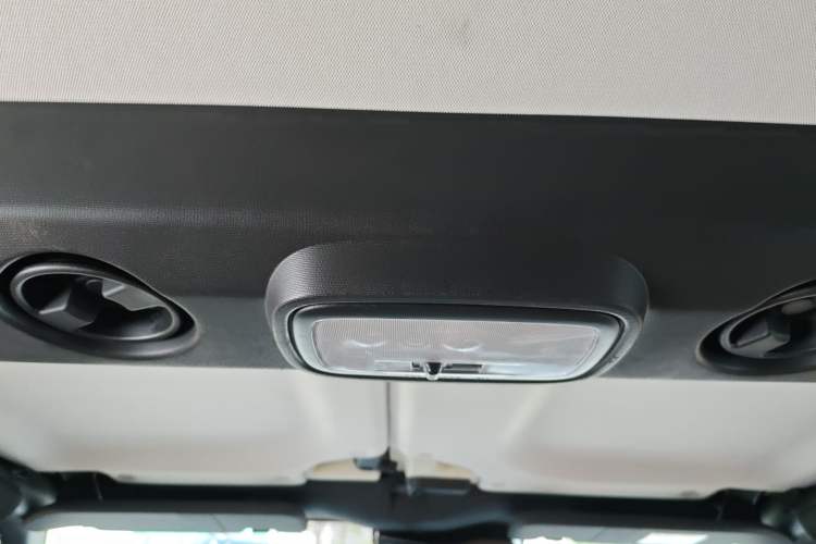 Used BAIC Off-Road BJ40 2023 2.0D Automatic Four-Wheel Drive Blade Hero Edition Adventurer Type Headliner