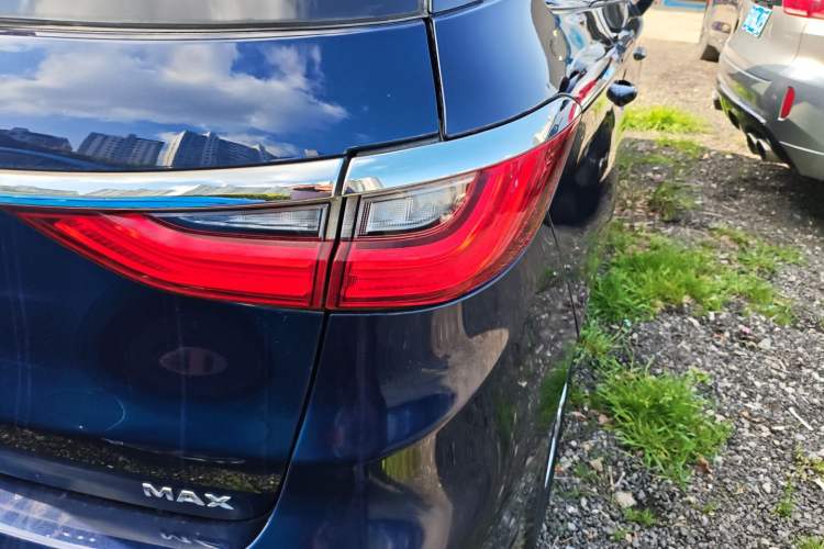 Used BYD Song MAX 2019 1.5T Manual Smart Connect Ruiyi Model 6 Seats China V Standard
