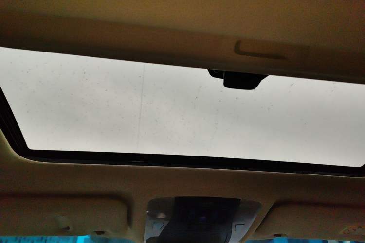 Used Toyota Alphard 2020 Dual-Engine 2.5L Luxury Edition
