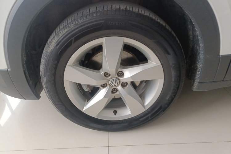 Used Volkswagen T-Cross 2020 1.5L Automatic Fashion Edition Left Front Wheel Hub