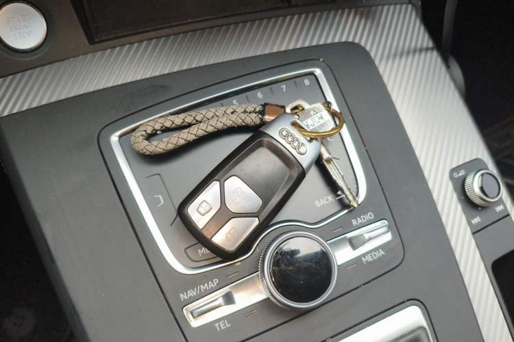 Used Audi Q5L 2020 45 TFSI Prestige Fashion Model