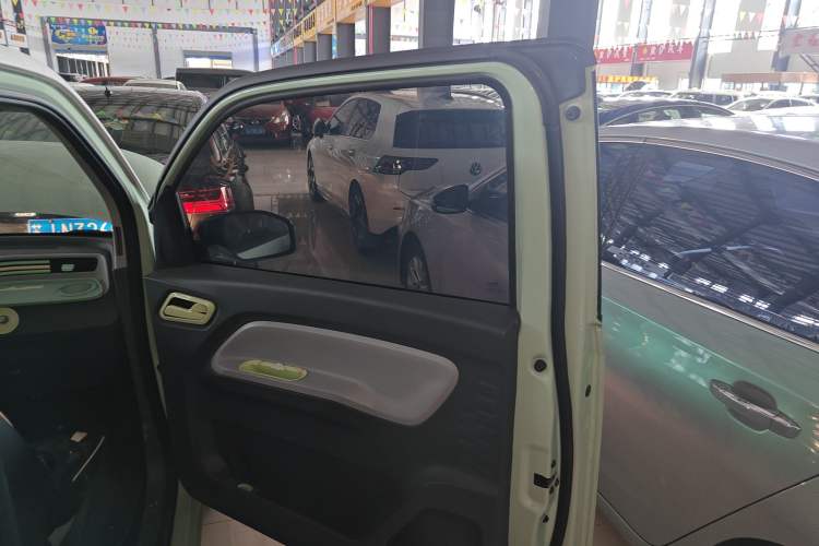 Used Wuling Hongguang MINIEV 2021 Macaron Premium Model – Lithium Iron Phosphate
