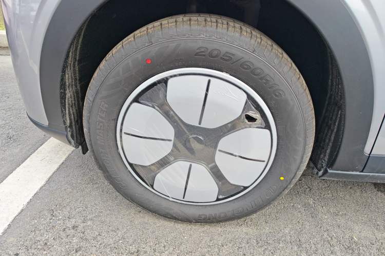 Used Geely Galaxy Geome 2026 Model 410km Carefree Edition
