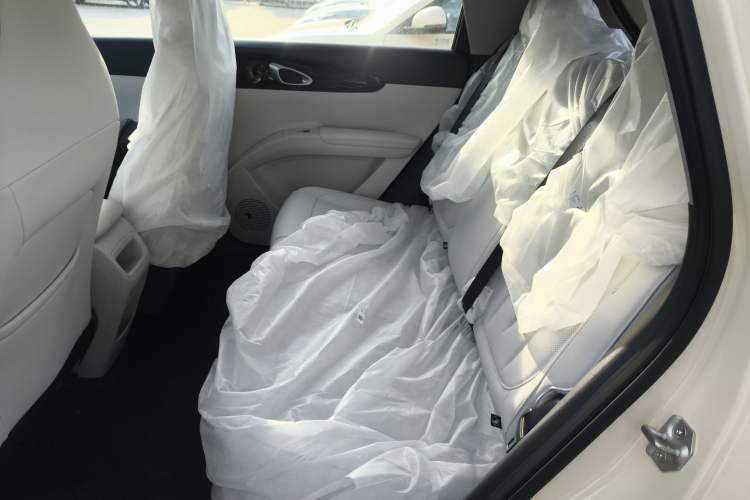 Used Geely Galaxy Geome 2026 Model 310km Youth Edition Left Rear Seat