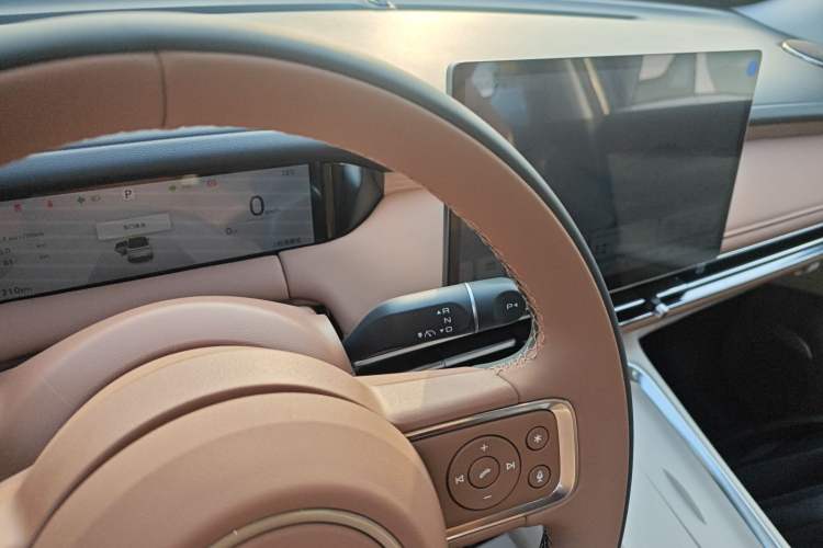 Used Wuling Bingo S 2025 Model 325km Deluxe Edition
