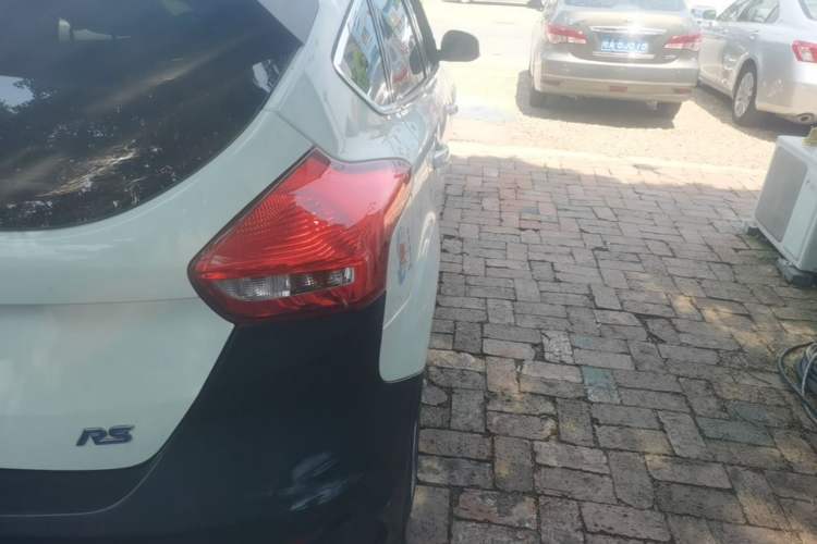 Used Ford Focus 2018 Hatchback Classic 1.6L Manual Comfort Plus SmartDrive Edition