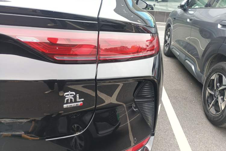 Used BYD Song L EV 2025 Intelligent Driving Version 662 km LiDAR Excellence Edition