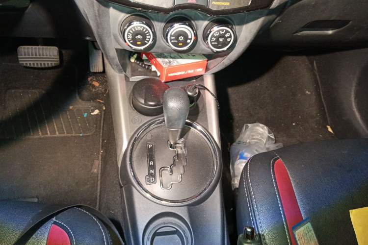 Used Mitsubishi ASX 2015 2.0L CVT Two-Wheel Drive Elite Edition