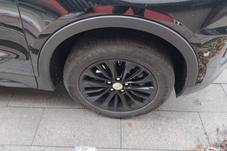 Used Cadillac XT4 2024 28T Two-Wheel-Drive Luxury Version
