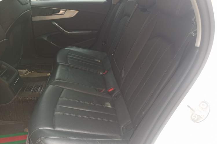 Used Audi A4L 2020 40 TFSI Fashion Dynamic Model Left Rear Seat