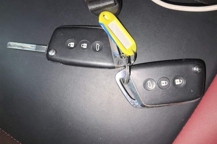 Used Baojun KiWi EV 2021 Designer Lithium Iron Phosphate
