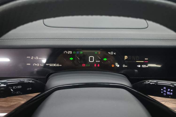 Used NETA S 2022 Extended-Range Version 1160 km Range Rear-Wheel-Drive Compact Edition
