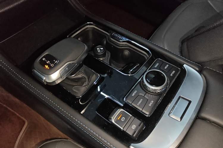 Used BAIC Off-Road BJ40 2024 2.0D Blade Hero Glory Edition Gear Lever