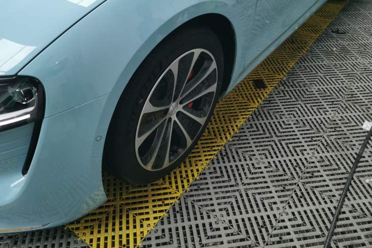 Used Hima Luxeed S7 2025 785 km Ultra