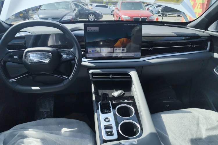 Used Geely Auto Emgrand X7 Sport 2026 Model 1.5TD Aspirational Audio And AC Panel