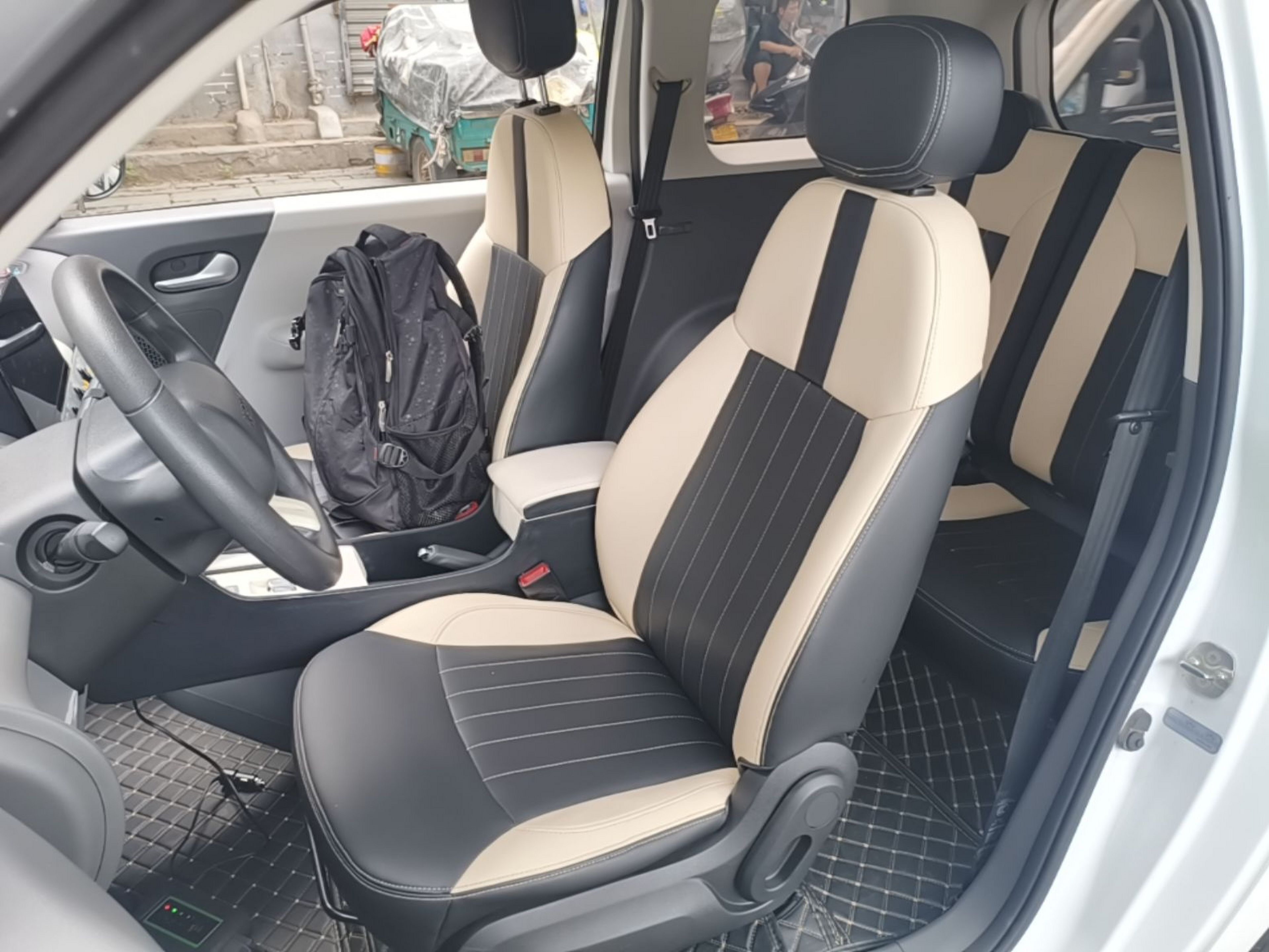 Interior delantero
