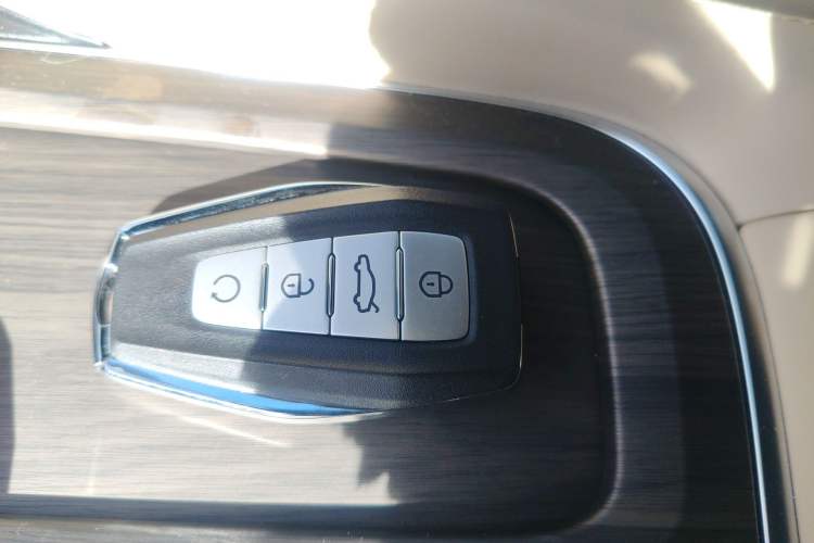 Used Geely Auto Monjaro L 2026 Model Oriental Yao 2.0TD Automatic Xiaohan Edition
