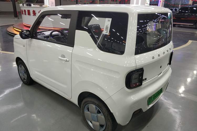 Used Geely Galaxy Panda 2023 Panda Mini 200km Endurance Bear
