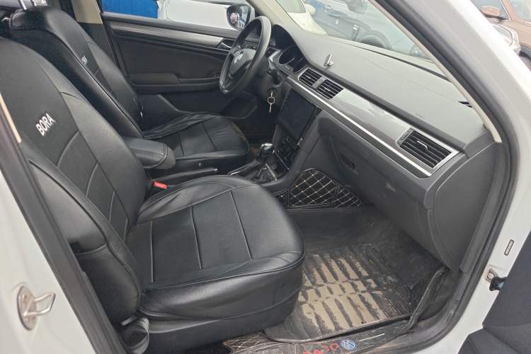 Used Volkswagen Bora 2020 1.5L Automatic Fashion Edition Right Front Seat